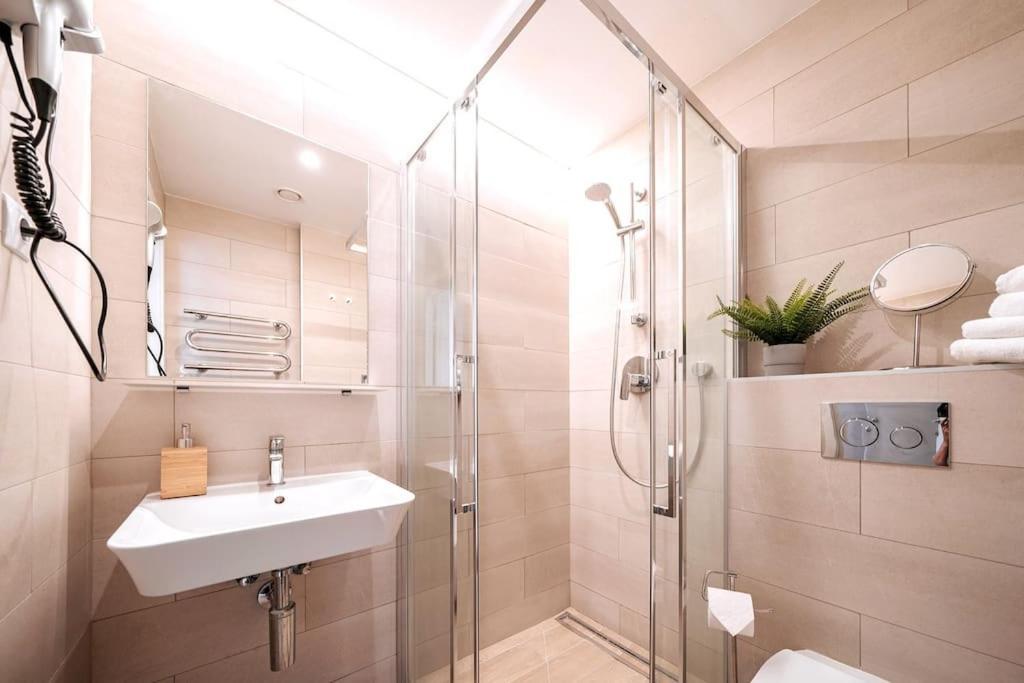 Lejlighed Cozy Scandinavian-style In The Heart Of Old Town VNO